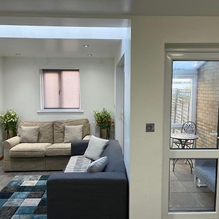 Three Bedroom House In Tooting By Star Apartments Londyn Zewnętrze zdjęcie