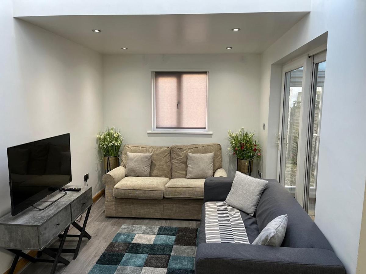 Three Bedroom House In Tooting By Star Apartments Londyn Zewnętrze zdjęcie